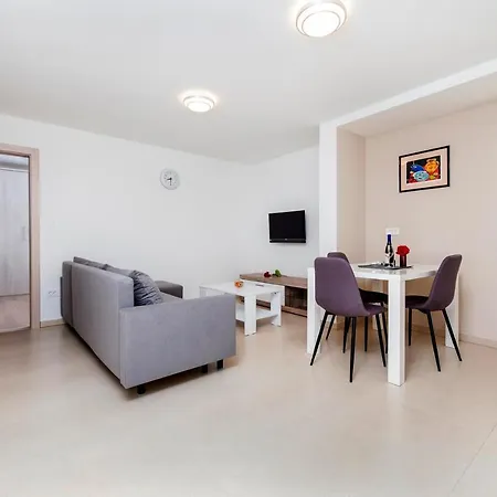 Apartment Katarina